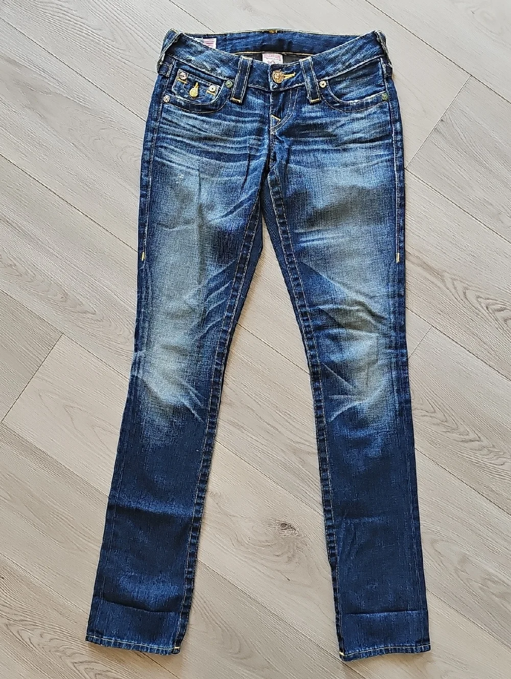 Y2K True Religion Low Rise Billy Skull Tab Roses Jeans, Sz 23 - Picture 5 of 16